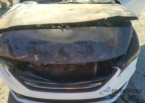 2015 Hyundai Sonata Sport z USA, uszkodzony, nr VIN 5NPE34AF6FH179289